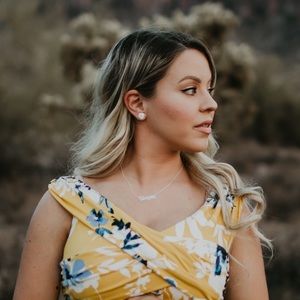 Meet your Posher, Susie 🙋🏼‍♀️